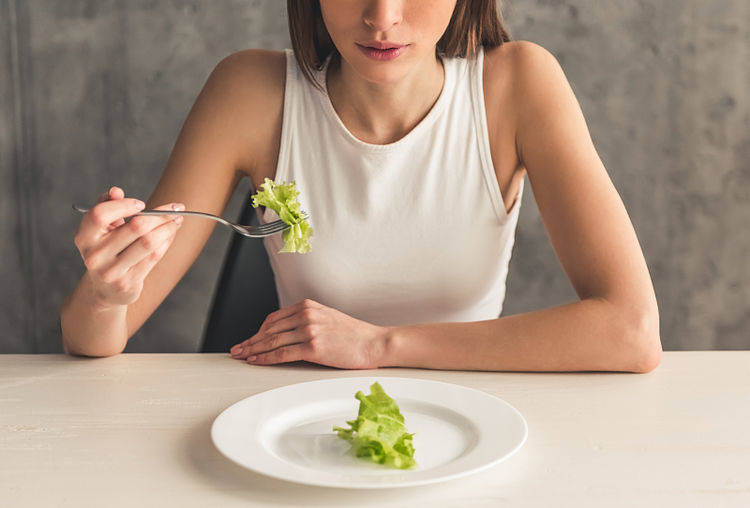 通勤族瘦身妙法：步行骑行 + 便携轻食，碎片化燃脂不停歇